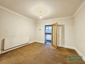 Photo 21- click for photo gallery